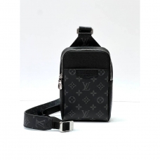 Сумка слинг Louis Vuitton Outdoor